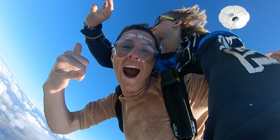 Tandem Skydive with Beach Landing (Airlie Beach)