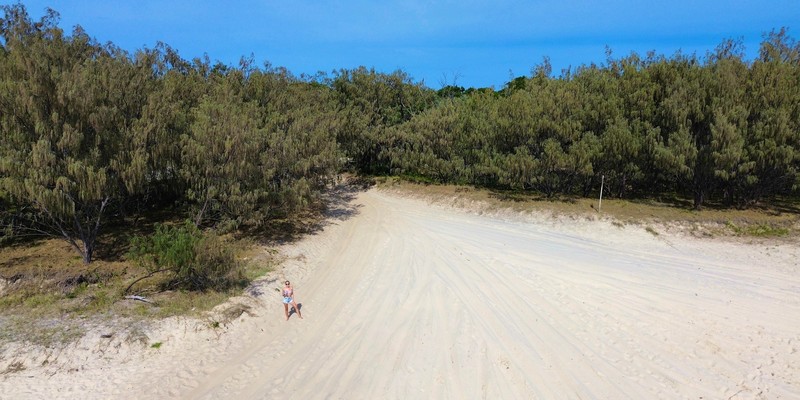 aussiebucketlist.com.au - 4WD on Stradbroke Island Beaches - 2