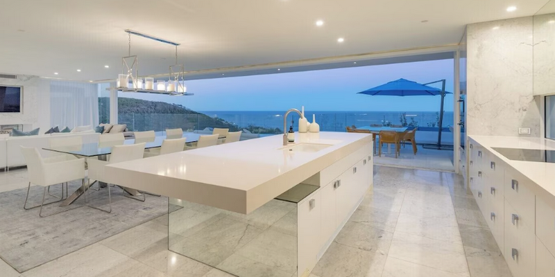 aussiebucketlist.com.au - Azure Luxury Holiday Home - 4