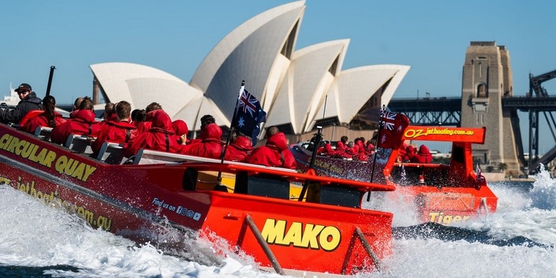 aussiebucketlist.com.au - The Famous 30 Minute Red Shark Thrill Ride - 1