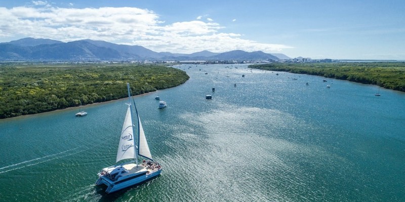 aussiebucketlist.com.au - Cairns City Sights & Dinner Cruise - 6