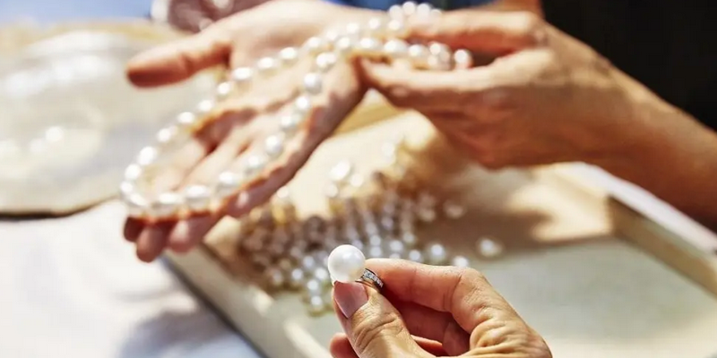 aussiebucketlist.com.au - Cygnet Bay Pearl Farm Harvest Tour - 5