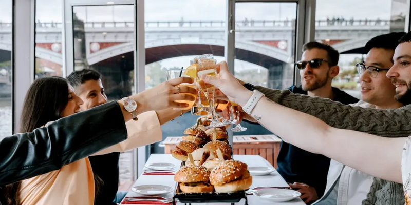 aussiebucketlist.com.au - Bottomless Brunch Afloat Melbourne - 1
