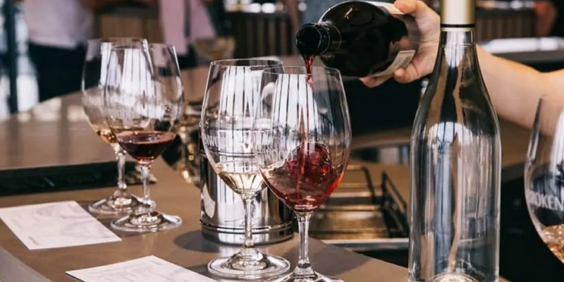 aussiebucketlist.com.au - Hunter Valley Scenic Helicopter Flight with Lunch Tour - 4