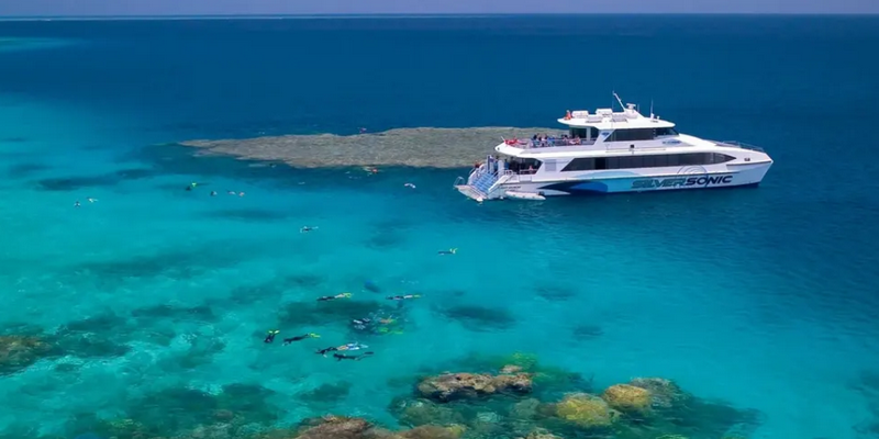 aussiebucketlist.com.au - SilverSonic Dive and Snorkel Day Trip from Port Douglas - 2