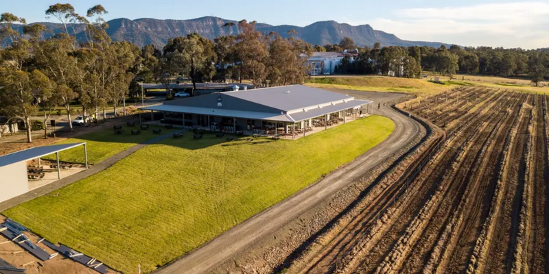 aussiebucketlist.com.au - Hunter Valley Pubs Helicopter Full Day Tour from Sydney - 2