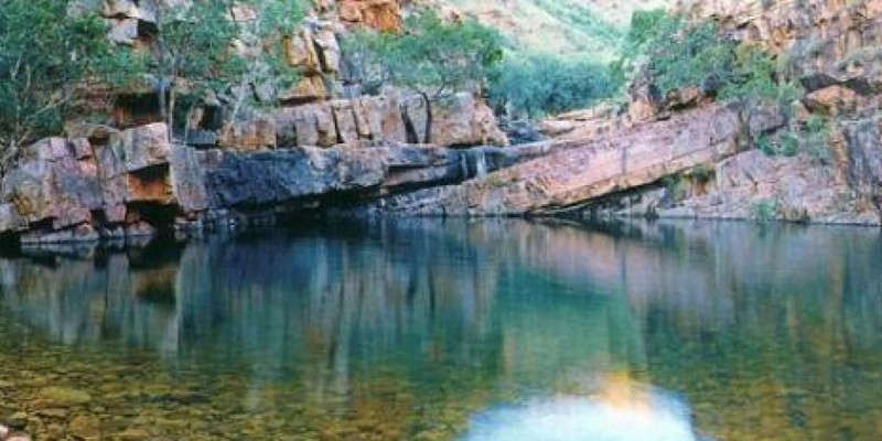 aussiebucketlist.com.au - Amalia Gorge - 1