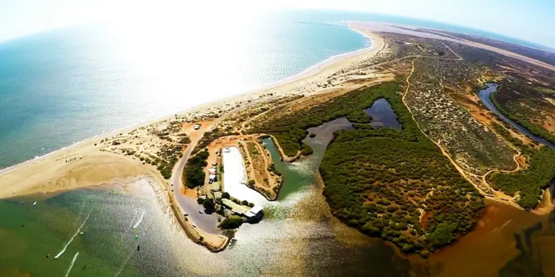 aussiebucketlist.com.au - Scenic Coral Coast Helicopter Flight - 5