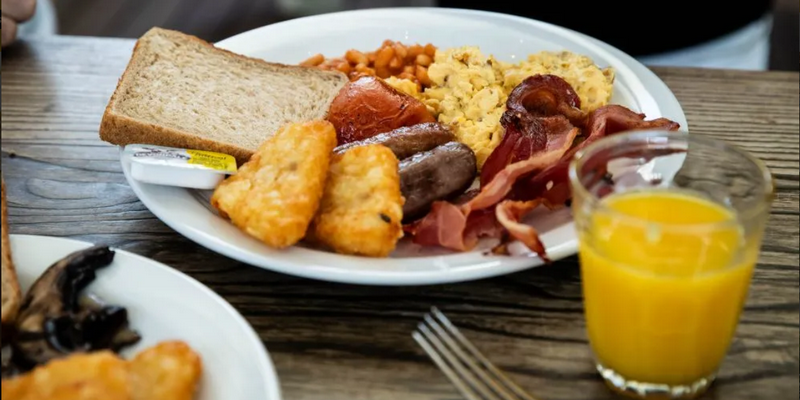 aussiebucketlist.com.au - Breakfast and Cuddle with the Koalas in Sydney - 2