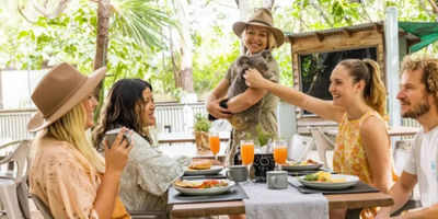 Magnetic Island Meet and Greet Breakfast with Koalas