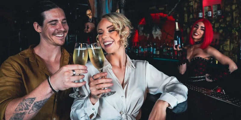 aussiebucketlist.com.au - Dracula's Cabaret 3 Course Dinner & Show - 5