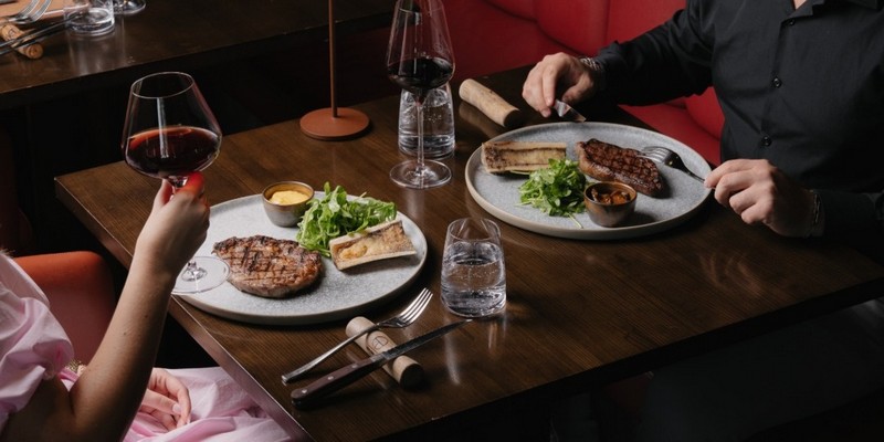 aussiebucketlist.com.au - CC’s Bar & Grill - 1