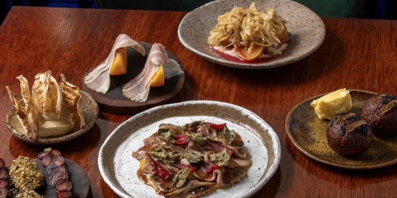 aussiebucketlist.com.au - The North Room - 1