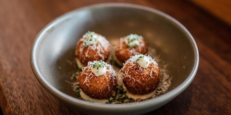 aussiebucketlist.com.au - The Hilltop Store - 2