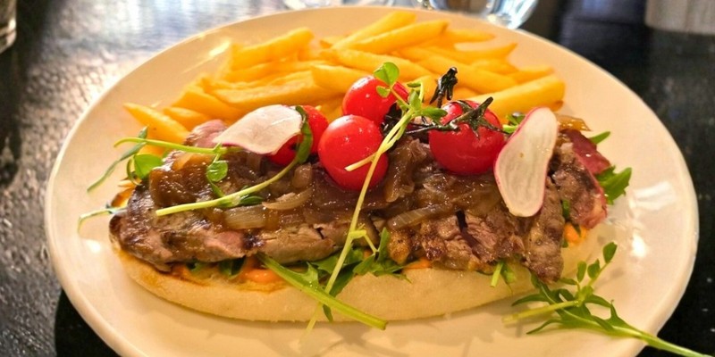 aussiebucketlist.com.au - DECO Wine Bar & Restaurant - 8