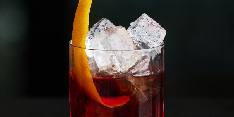 aussiebucketlist.com.au - Laura at Pt. Leo Estate  - 5