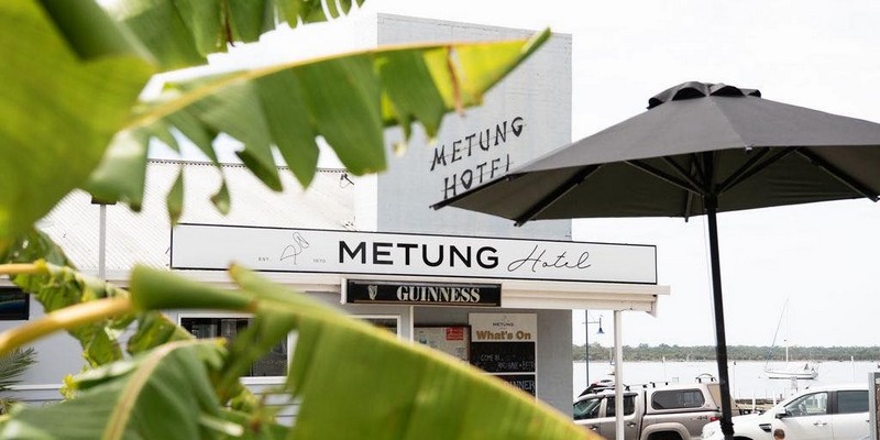 aussiebucketlist.com.au - The Metung Hotel  - 9