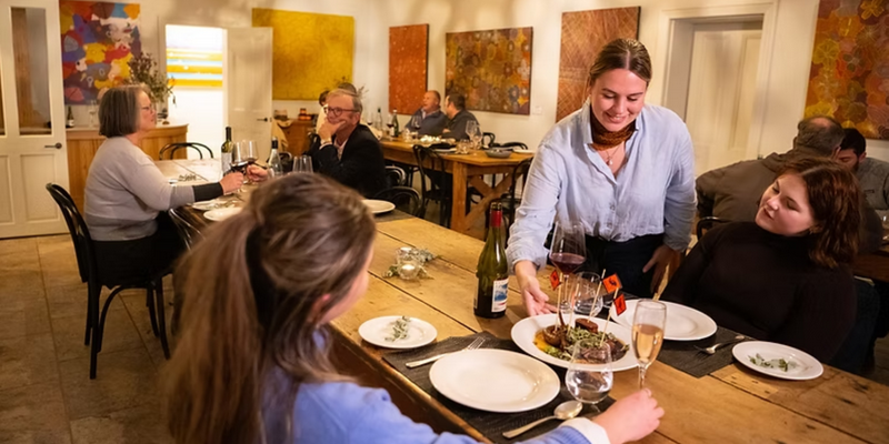 aussiebucketlist.com.au - Prairie Hotel  - 4