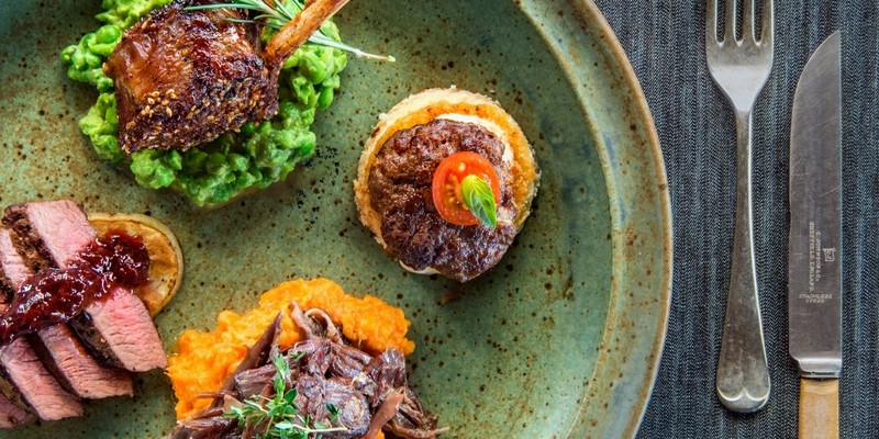 aussiebucketlist.com.au - The Woolshed Restaurant - 1