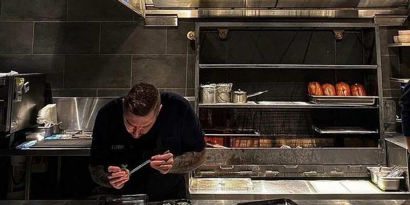 aussiebucketlist.com.au - Exhibition Restaurant - 2