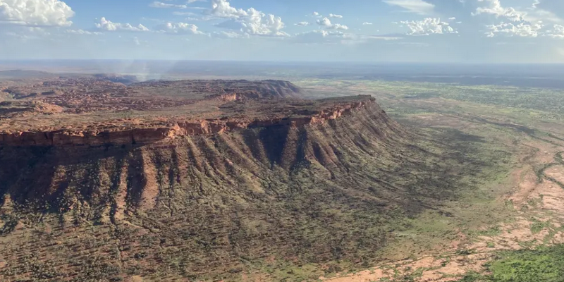 aussiebucketlist.com.au - Kings Canyon Scenic Flight Experience - 1