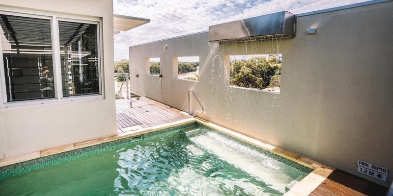 aussiebucketlist.com.au - The Frames Luxury Couples Retreat - 3