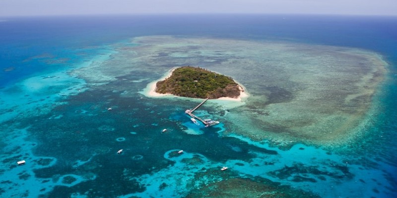 aussiebucketlist.com.au - Fly & Cruise Green Island Full Day Tour - 1