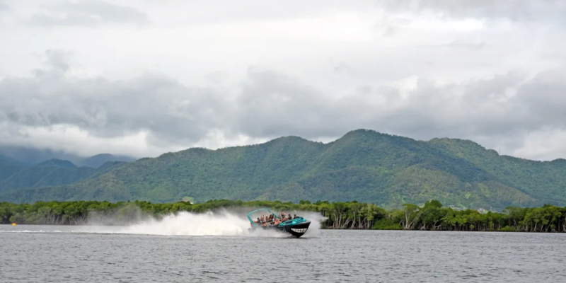 aussiebucketlist.com.au - Jet Boat Ride Cairns - 4