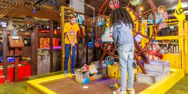 aussiebucketlist.com.au - Holey Moley Mini Golf - Melbourne City - 4