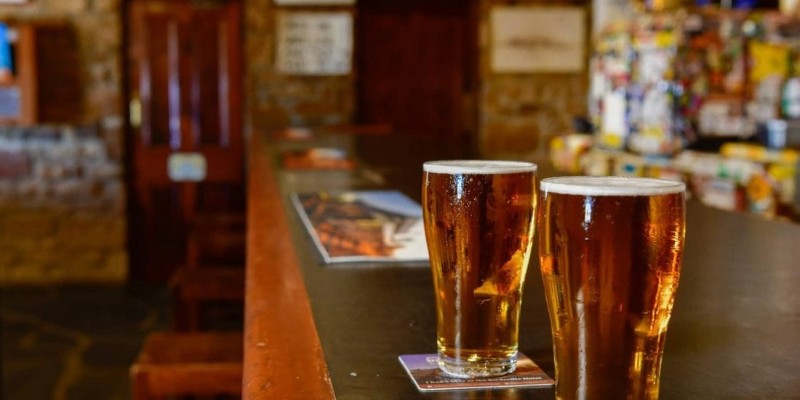 aussiebucketlist.com.au - The Birdsville Hotel - 5